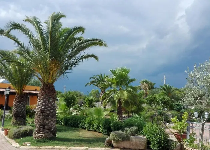 בית כפרי Relais La Giara מנדוריה